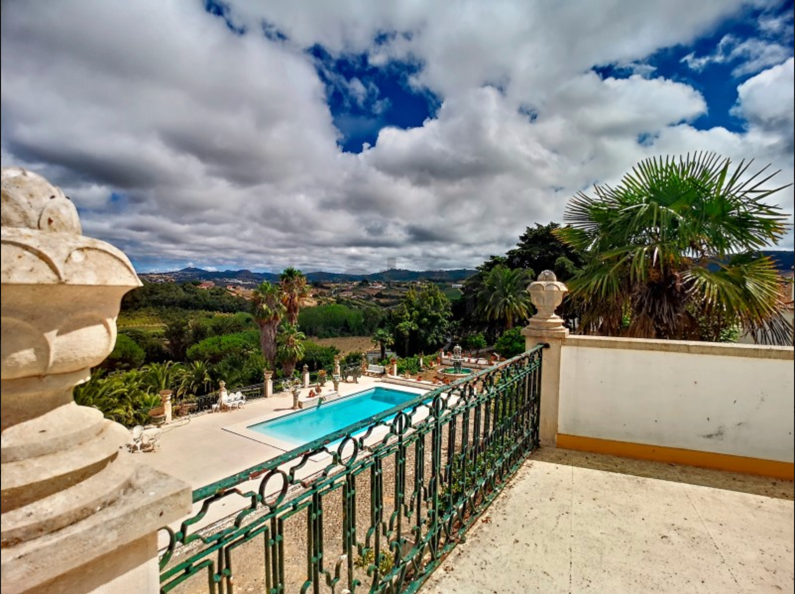 Quinta avec chapelle à Mafra