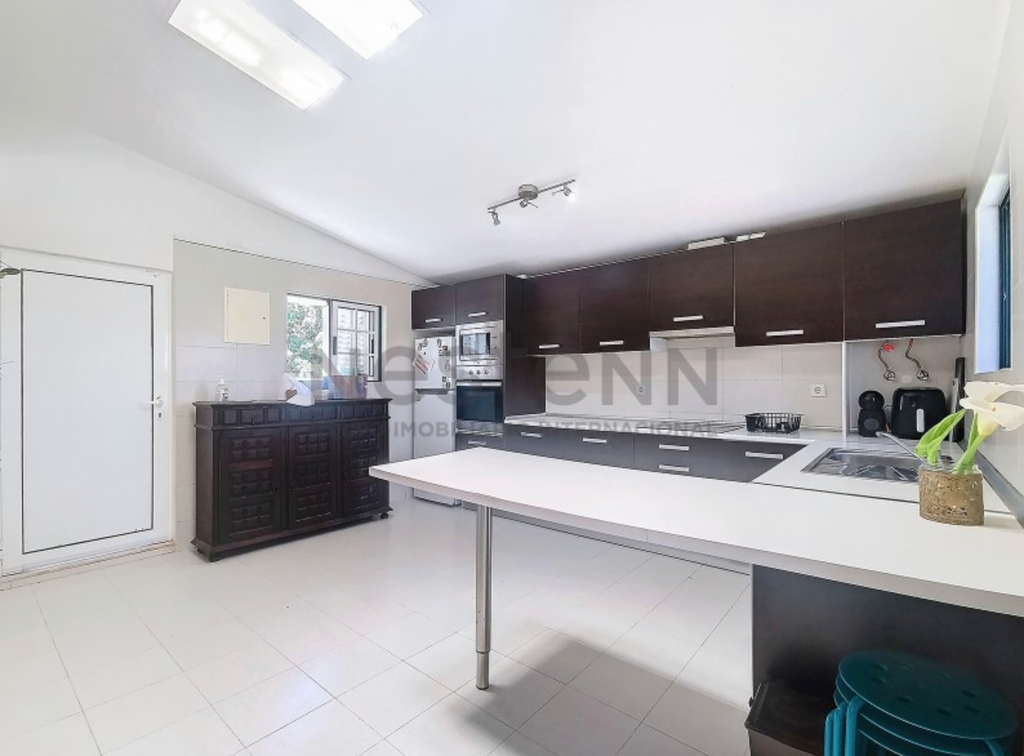 Maison 4 chambres à Setúbal