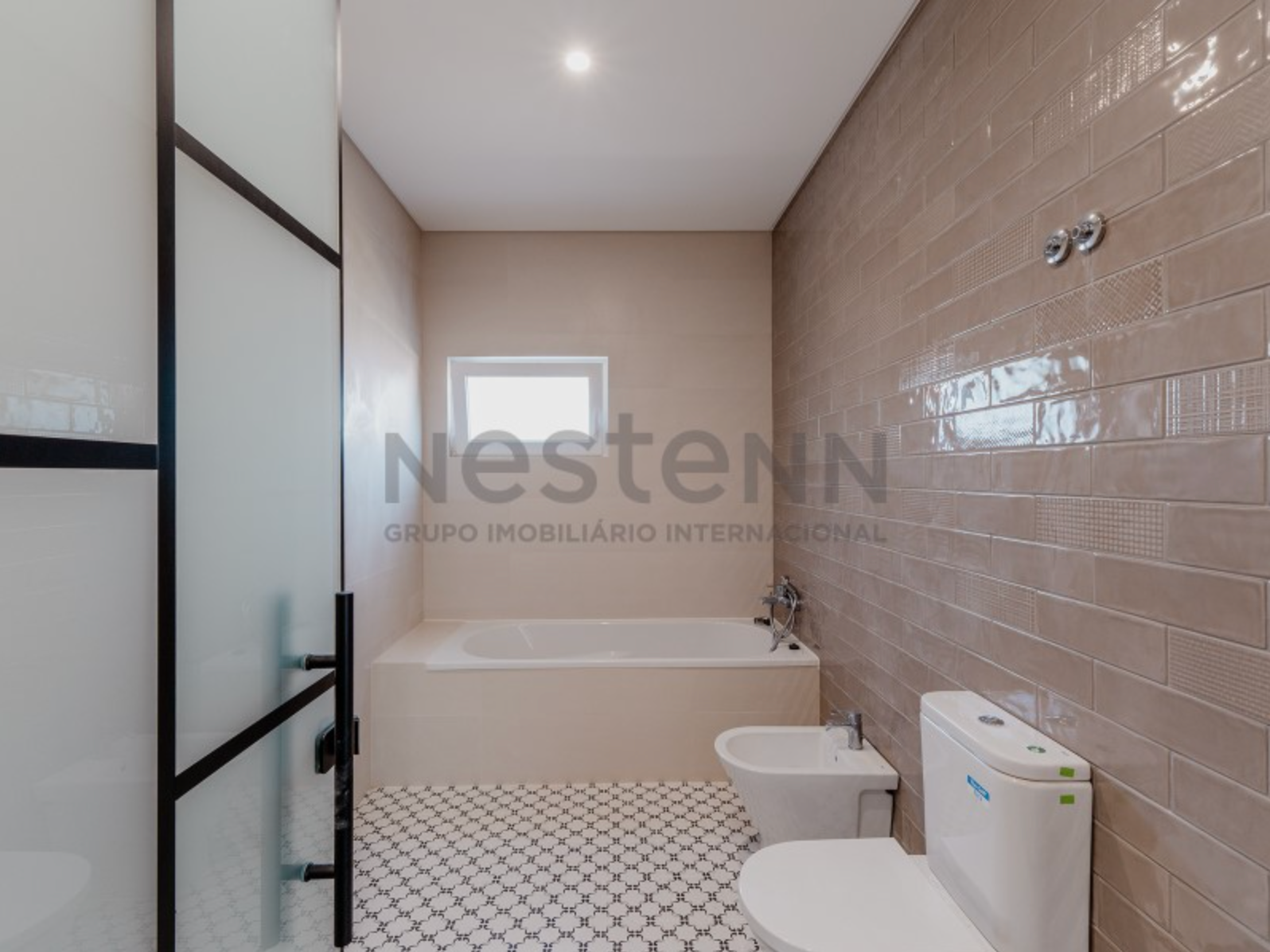 Maison 3 chambres avec piscine à Nadadouro